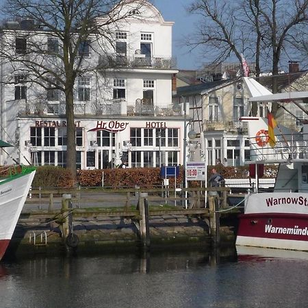 Doppelzimmer Bar, Direkt Am Alten Strom ロストック エクステリア 写真