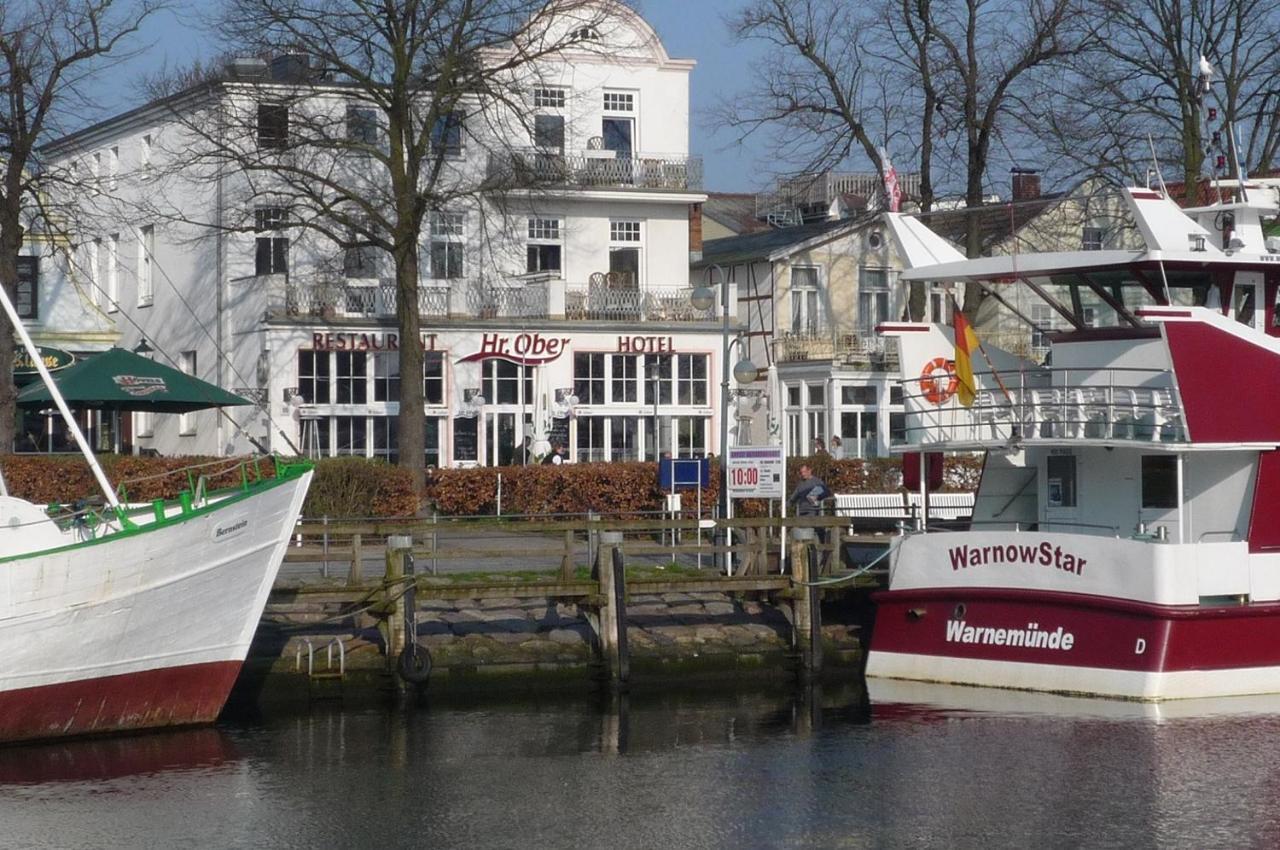 Doppelzimmer Bar, Direkt Am Alten Strom ロストック エクステリア 写真